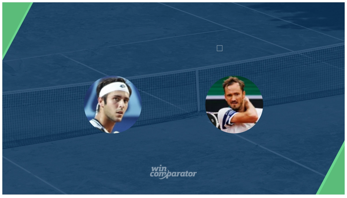 Tomas Martin Etcheverry Daniil Medvedev prediction